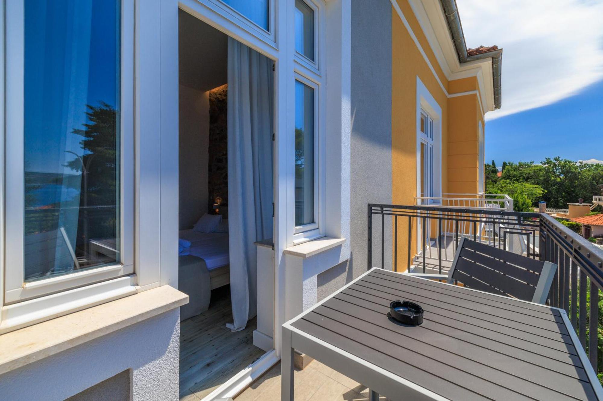 Villa Erika Crikvenica Exterior foto